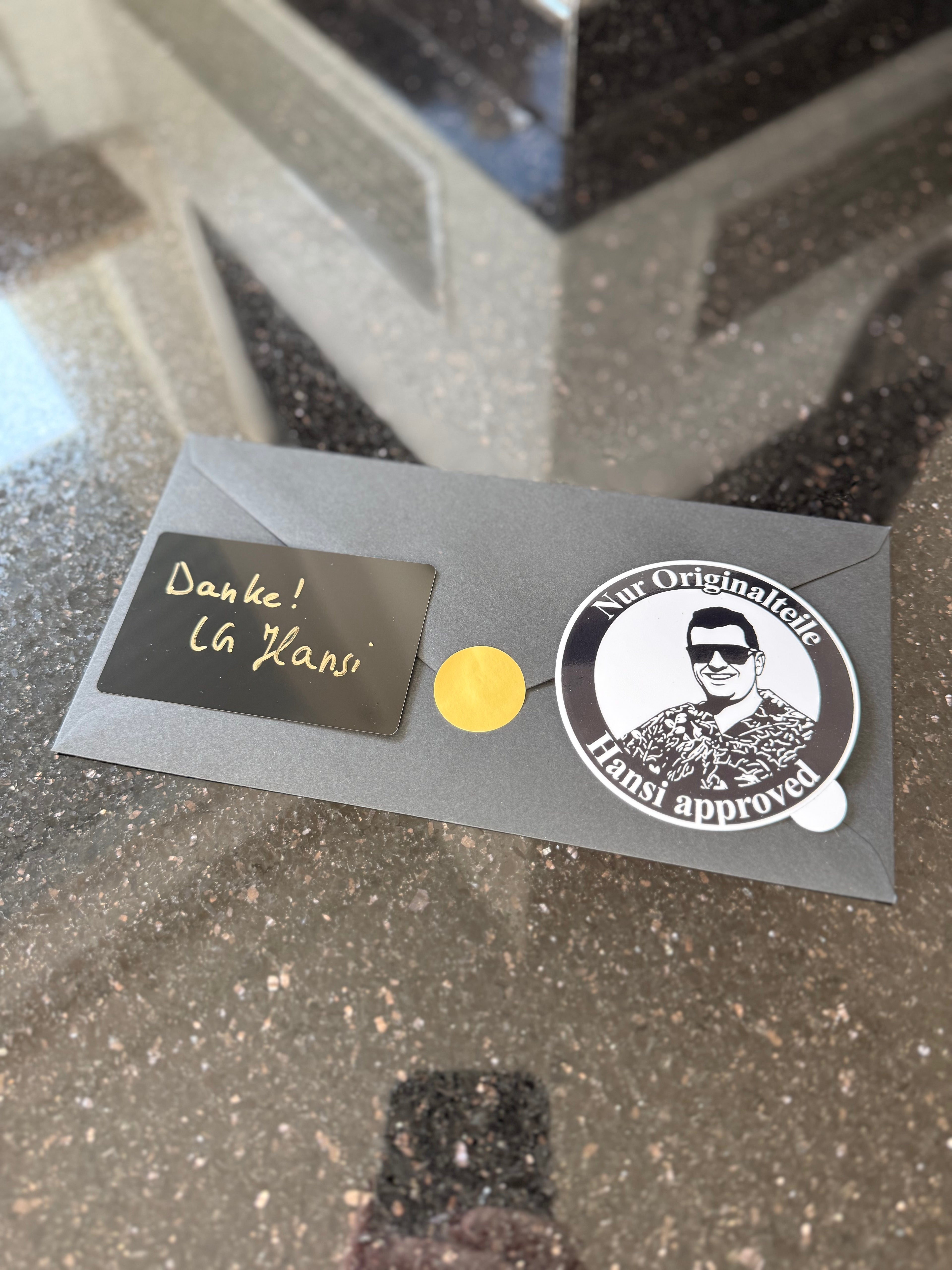 Sticker „Nur Originalteile - Hansi approved“ | Ø 8 cm | Hansis Garage | UV- & wetterfest