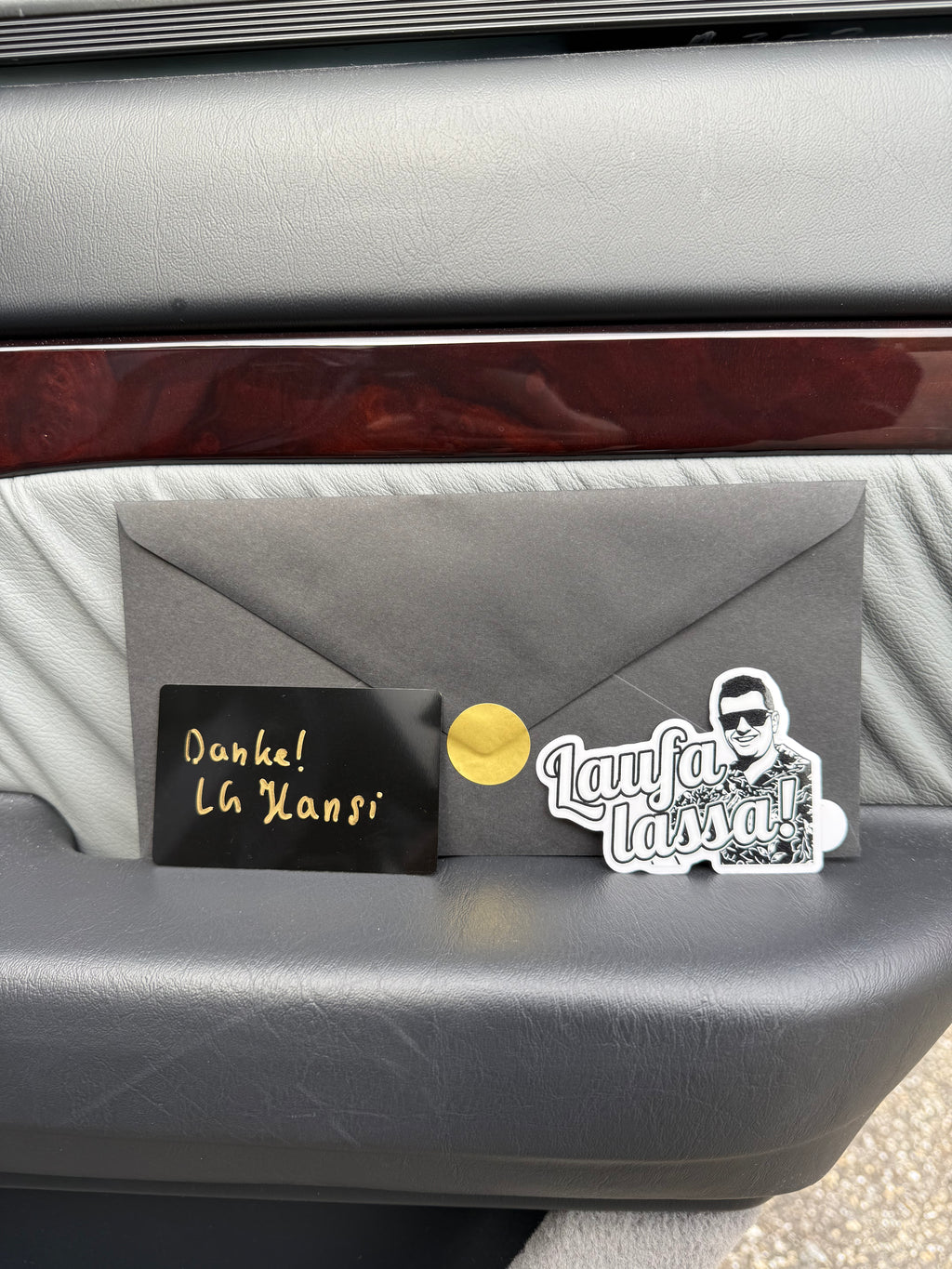 Sticker „Laufa lassa“ | Hansis Garage | UV- & wetterfest