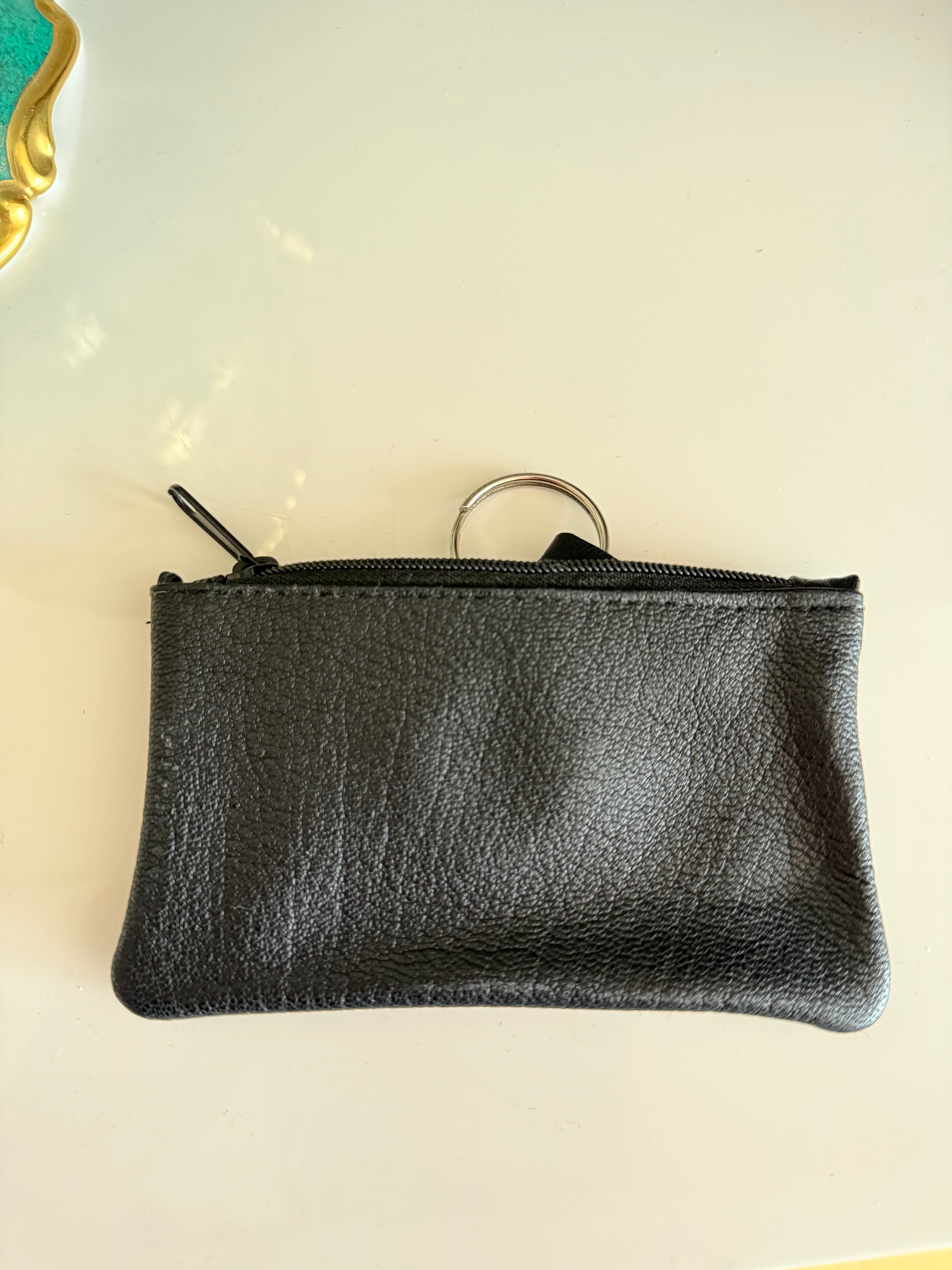 Schlüsseltasche | „Laufa lassa“ | Hansis Garage | Echtleder mit Blindprägung